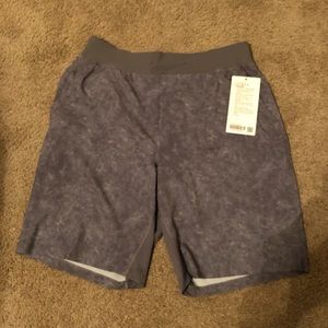 Lululemon T.H.E. Short 9” Linerless LL Large New